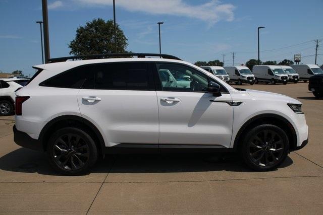 used 2023 Kia Sorento car, priced at $33,444