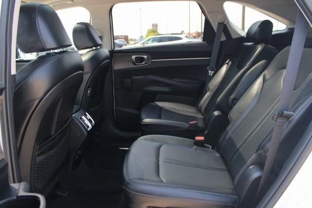used 2023 Kia Sorento car, priced at $33,444