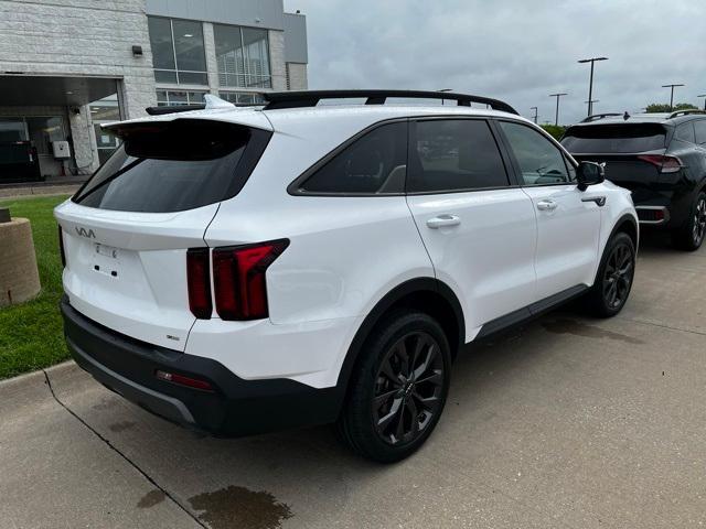 used 2023 Kia Sorento car, priced at $33,444