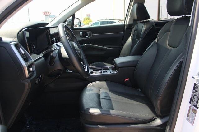 used 2023 Kia Sorento car, priced at $33,444