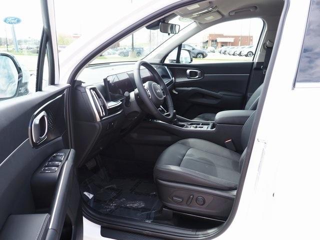 new 2025 Kia Sorento car, priced at $39,055