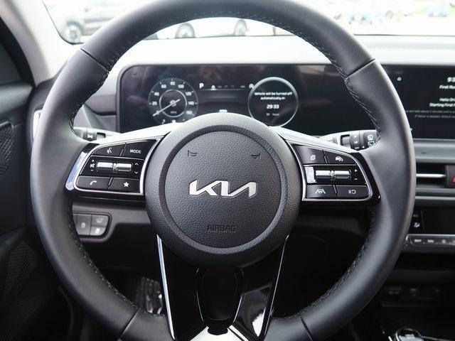 new 2025 Kia Seltos car, priced at $29,975