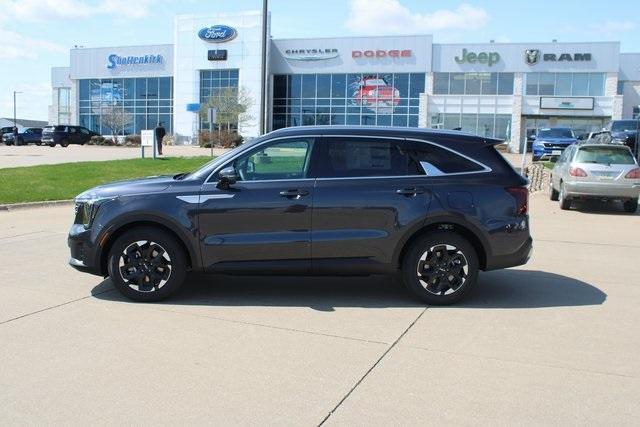 new 2025 Kia Sorento car, priced at $37,830