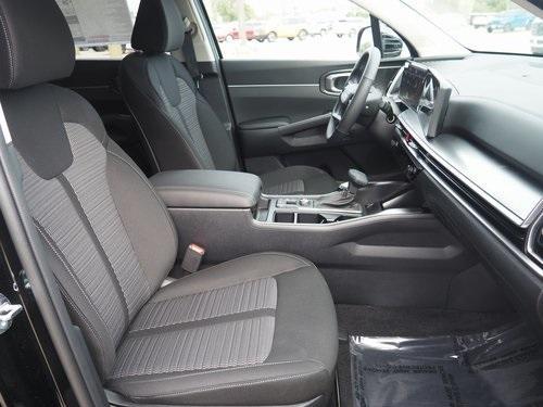 new 2026 Kia Sorento car, priced at $33,870