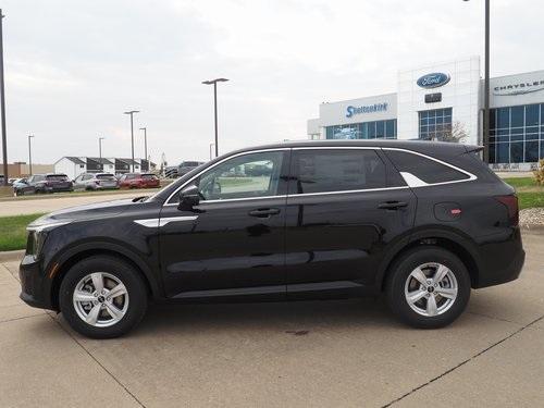 new 2026 Kia Sorento car, priced at $33,870