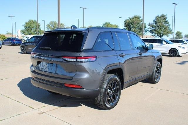 new 2024 Jeep Grand Cherokee car, priced at $43,358