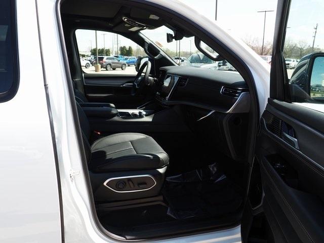 new 2025 Jeep Wagoneer L car, priced at $83,535