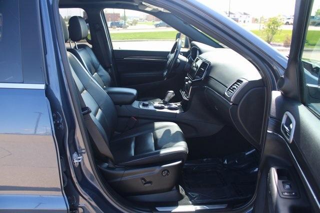 used 2021 Jeep Grand Cherokee car, priced at $31,333