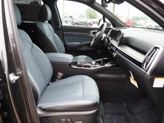 new 2025 Kia Sorento Hybrid car, priced at $48,855