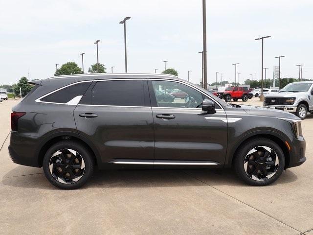 new 2025 Kia Sorento Hybrid car, priced at $48,855
