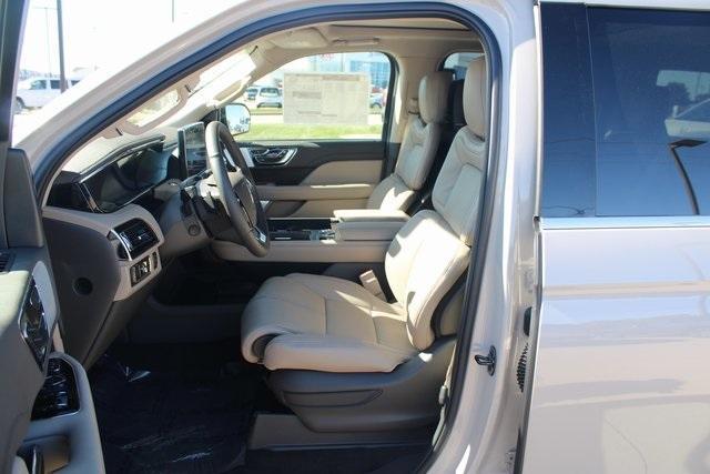 new 2024 Lincoln Navigator car, priced at $102,703