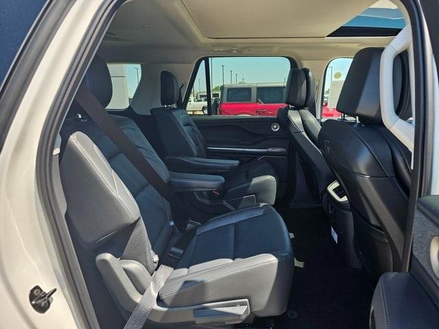 new 2025 Lincoln Navigator L car, priced at $103,258