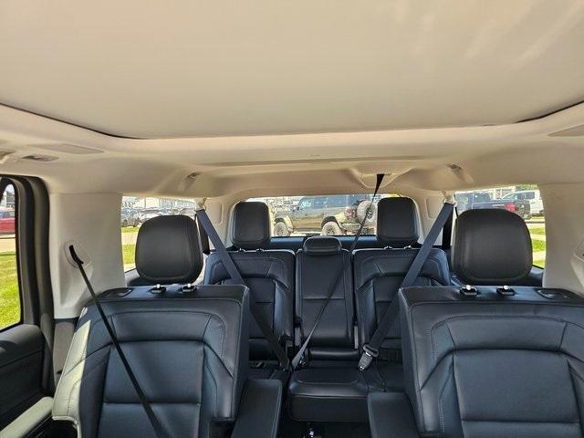 new 2025 Lincoln Navigator L car, priced at $103,258
