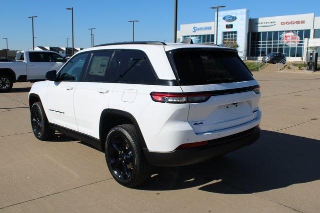 new 2025 Jeep Grand Cherokee car, priced at $53,156