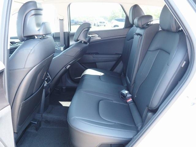 new 2025 Kia Sportage Hybrid car, priced at $36,030