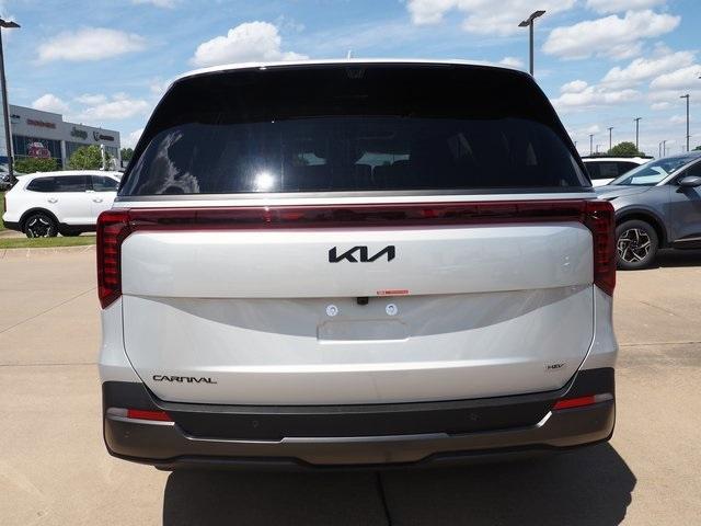 new 2025 Kia Carnival Hybrid car, priced at $54,630