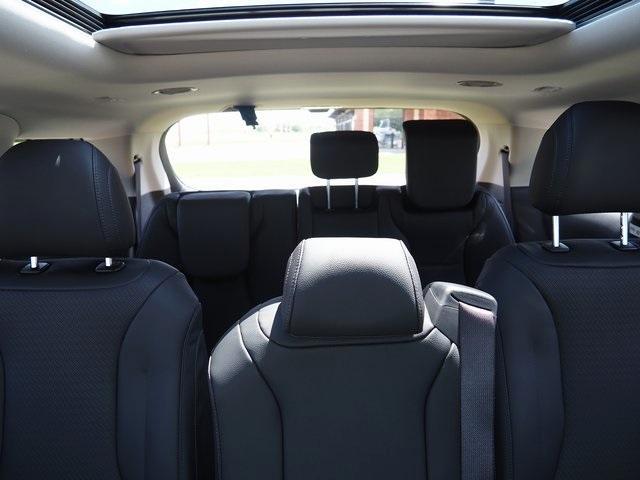 new 2025 Kia Carnival Hybrid car, priced at $54,630