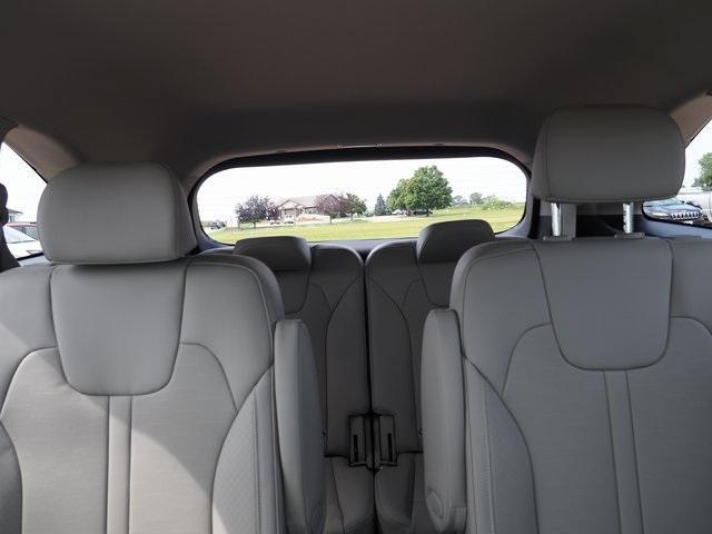 new 2025 Kia Sorento Hybrid car, priced at $42,625