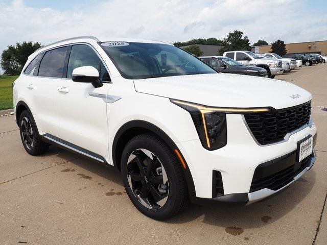 new 2025 Kia Sorento Hybrid car, priced at $42,625