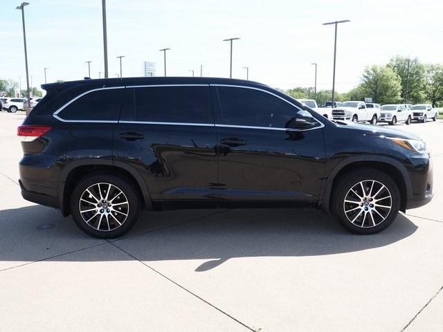 used 2018 Toyota Highlander car, priced at $18,511