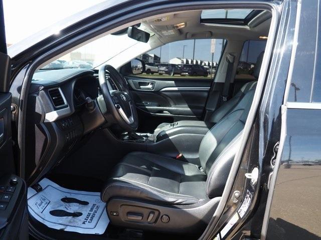 used 2018 Toyota Highlander car, priced at $18,511