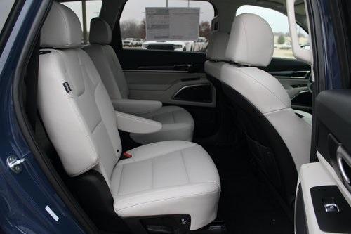 new 2025 Kia Telluride car, priced at $43,615