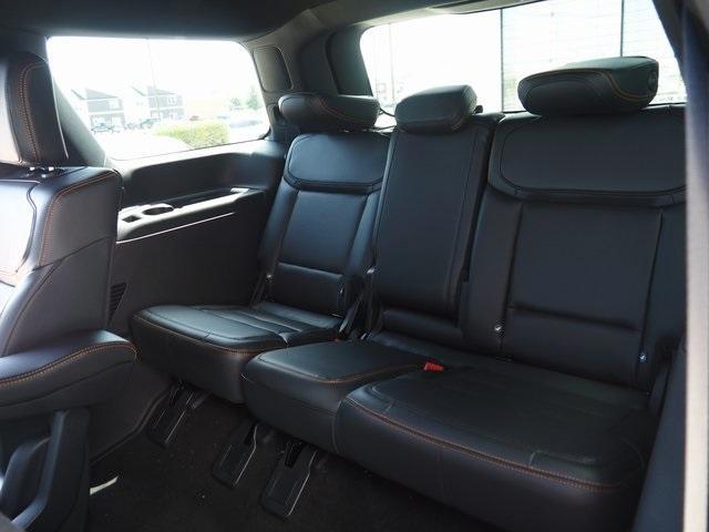 new 2025 Ford Expedition car, priced at $78,456