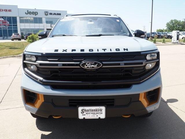 new 2025 Ford Expedition car, priced at $78,456