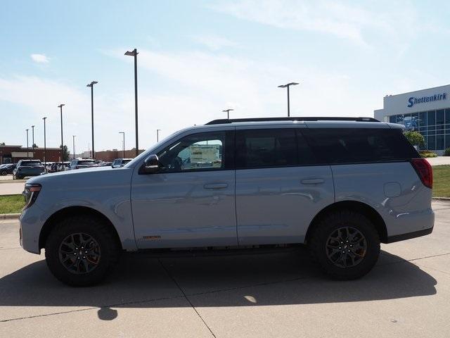 new 2025 Ford Expedition car, priced at $78,456