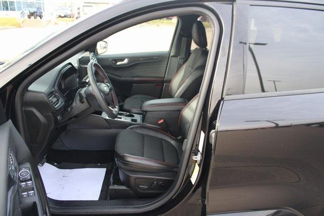 used 2023 Ford Escape car, priced at $27,333