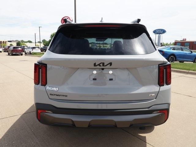 new 2025 Kia Sorento car, priced at $43,955
