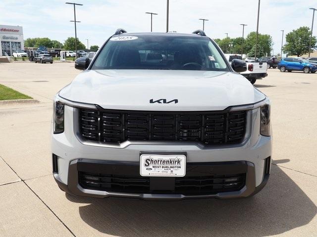 new 2025 Kia Sorento car, priced at $43,955