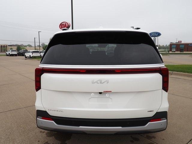 new 2025 Kia Carnival Hybrid car, priced at $45,195