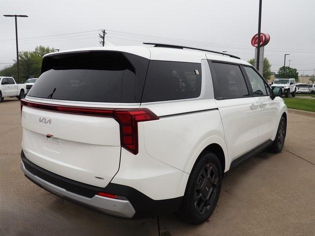 new 2025 Kia Carnival Hybrid car, priced at $45,195