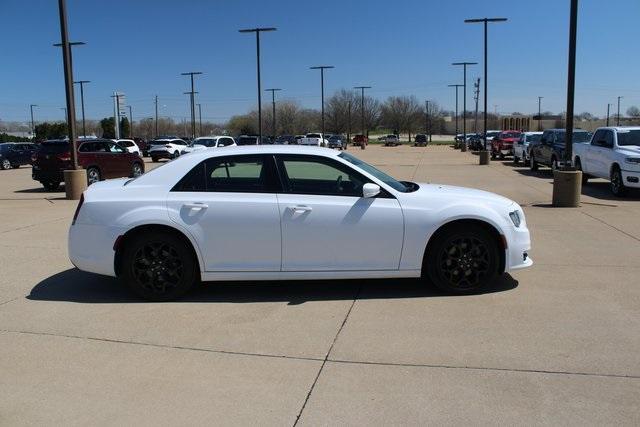 used 2022 Chrysler 300 car, priced at $25,885