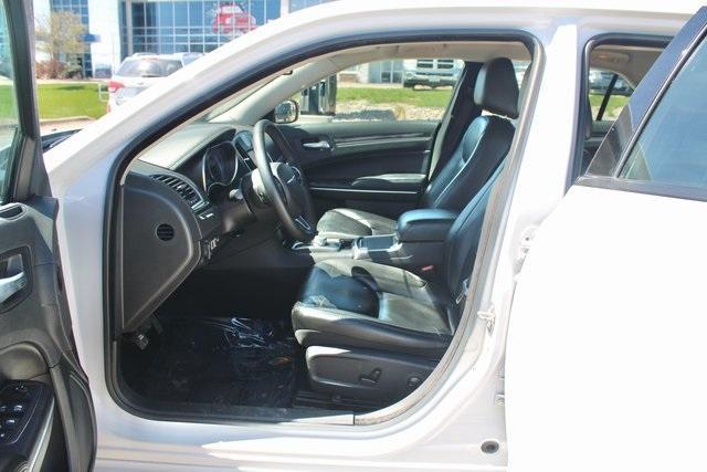 used 2022 Chrysler 300 car, priced at $25,885