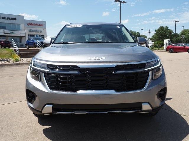 new 2025 Kia Seltos car, priced at $26,775