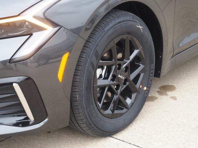 new 2025 Kia K5 car, priced at $28,365