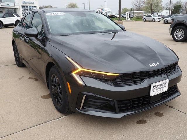 new 2025 Kia K5 car, priced at $28,365