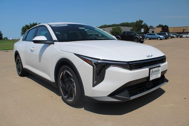 new 2025 Kia K4 car, priced at $25,560