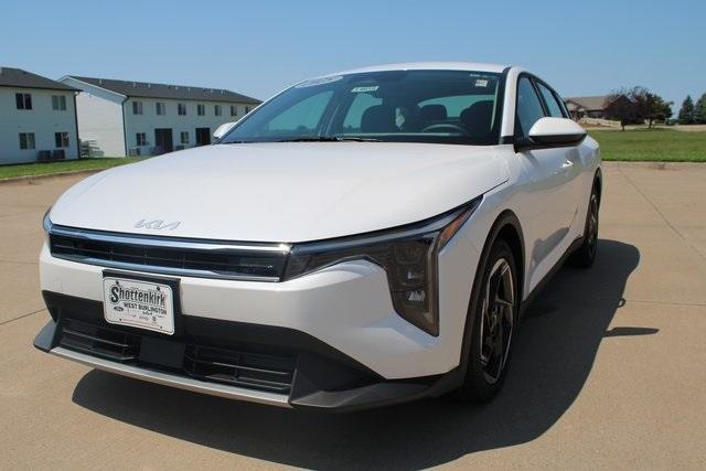 new 2025 Kia K4 car, priced at $25,560