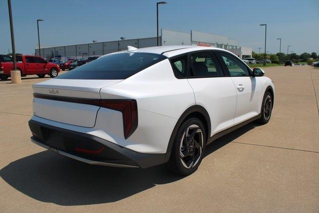 new 2025 Kia K4 car, priced at $25,560