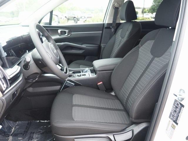 new 2025 Kia Sorento car, priced at $34,505
