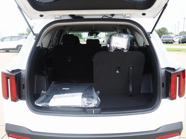 new 2025 Kia Sorento car, priced at $34,505