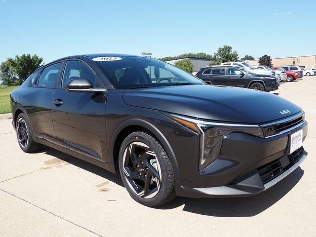 new 2025 Kia K4 car, priced at $25,165