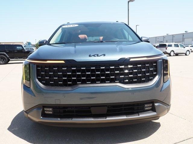 new 2026 Kia Carnival car, priced at $55,285