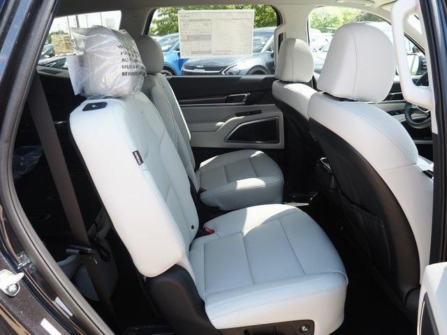 new 2025 Kia Telluride car, priced at $43,060