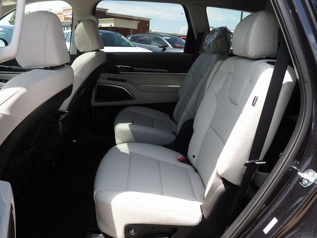 new 2025 Kia Telluride car, priced at $43,060