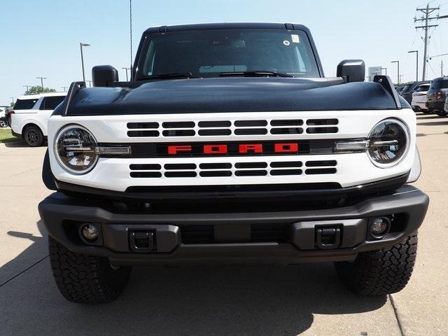 new 2025 Ford Bronco car, priced at $52,077