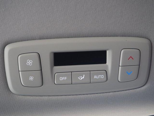 new 2025 Kia Carnival car, priced at $43,195